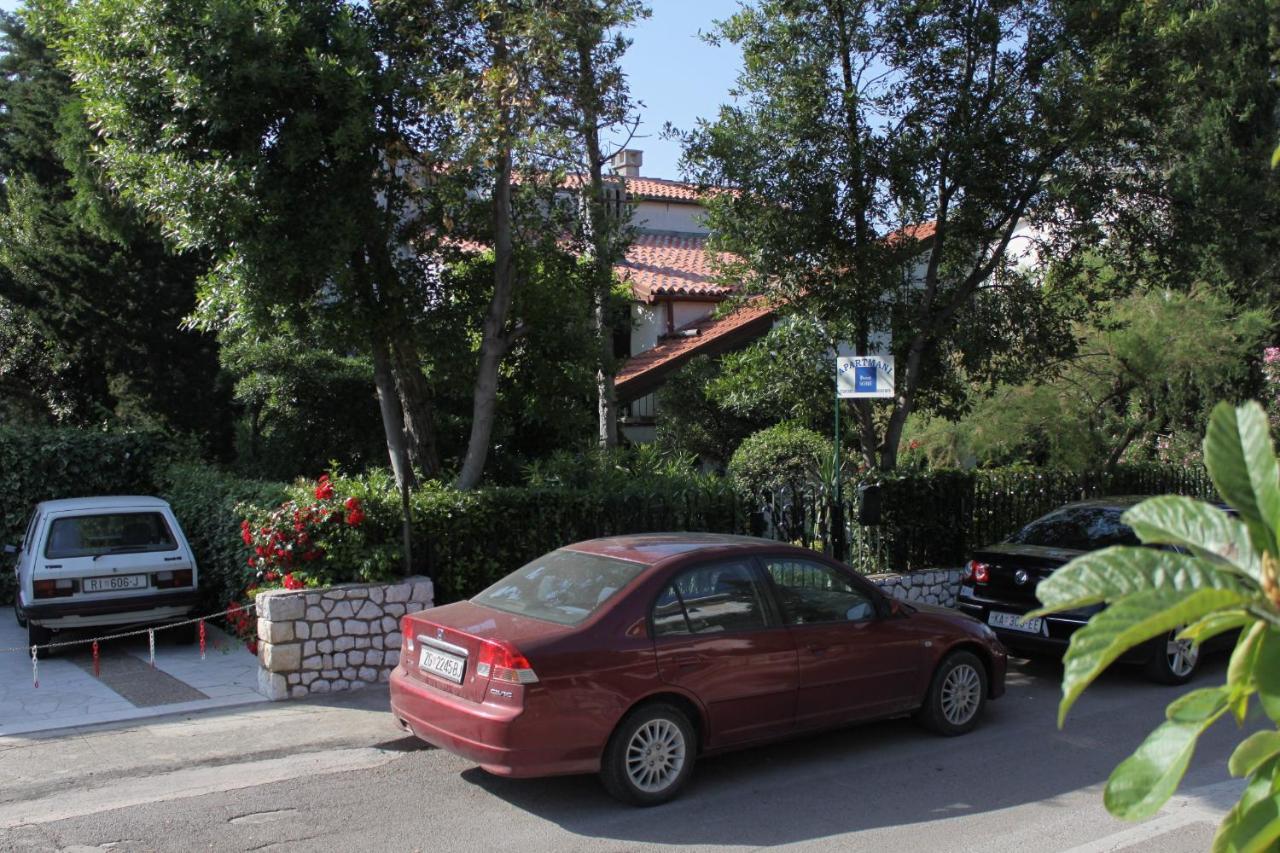 Apartments By The Sea Selce, Crikvenica - 2372 エクステリア 写真